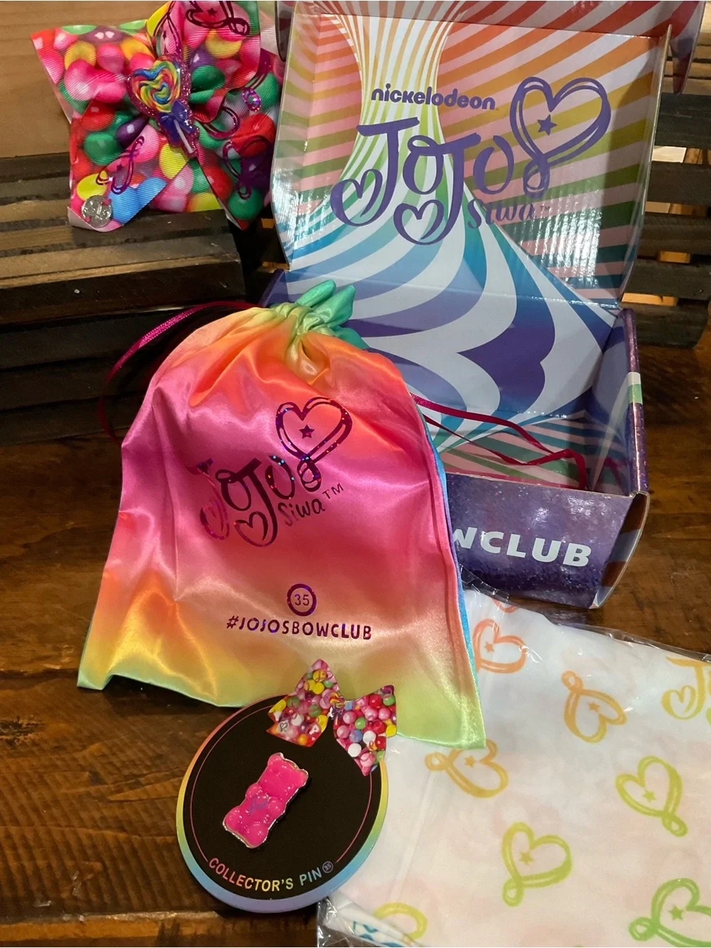 JoJo Siwa Pink Candy Theme Rainbow Accessories Gift Set